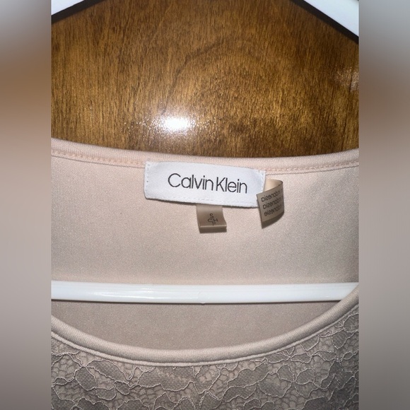 Calvin Klein Blush Lace Top - Picture 8 of 11